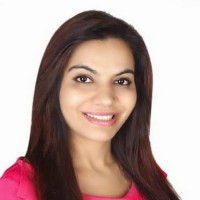 Dr. Charu Sharma, Plastic Surgeon in Delhi